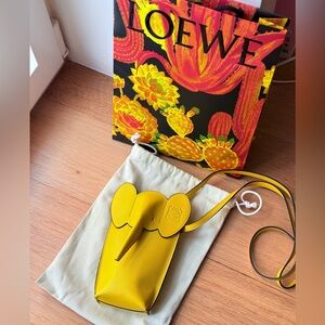 Loewe Elephant pocket in classic calfskin